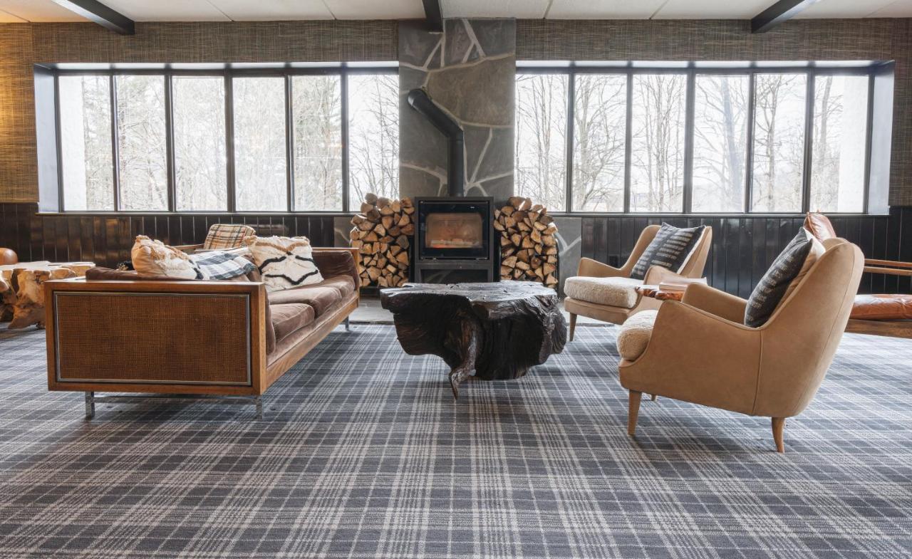 Hunter Lodge, A Bluebird By Lark Luaran gambar